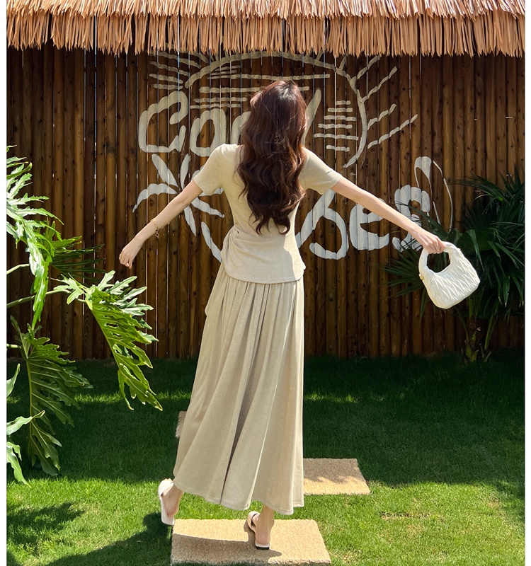 Niche skirt France style T-shirt a set for women