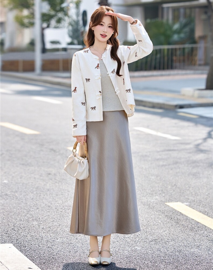 Fashion show young embroidery jacquard skirt 2pcs set