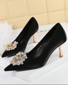 Rhinestone pointed fashion metal shoes for women