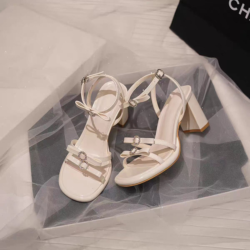 Seaside tender thick rhinestone bandage sandals