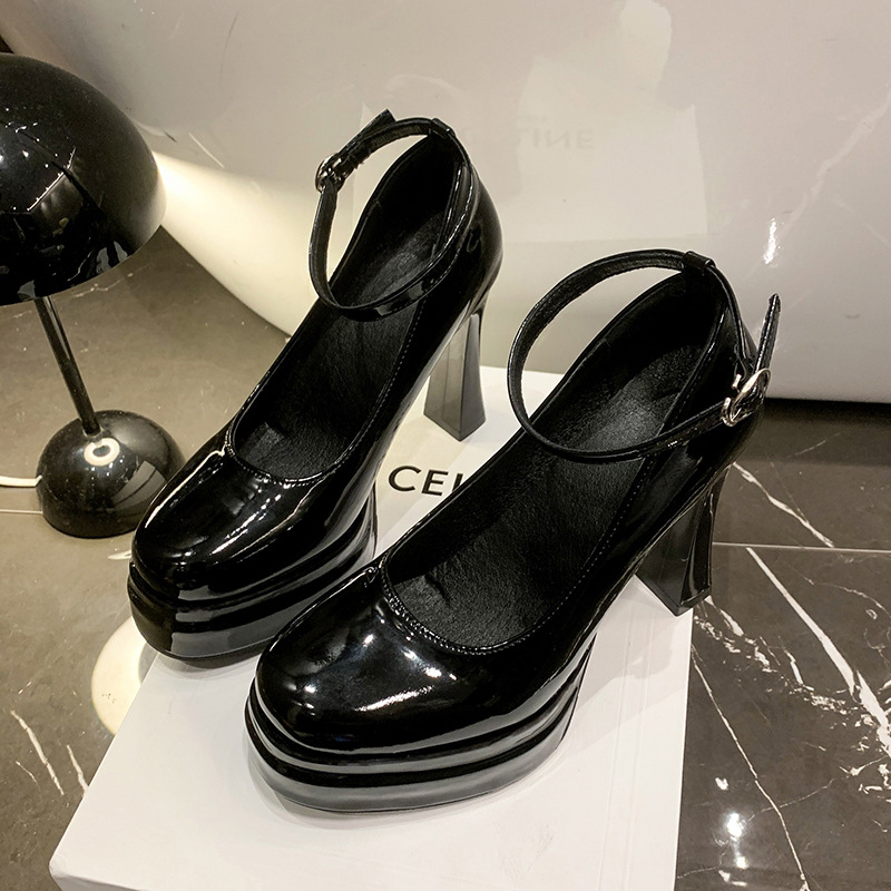 Nightclub high-heeled shoes patent leather platform