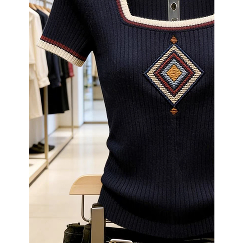 Unique square collar tops slim knitted T-shirt for women