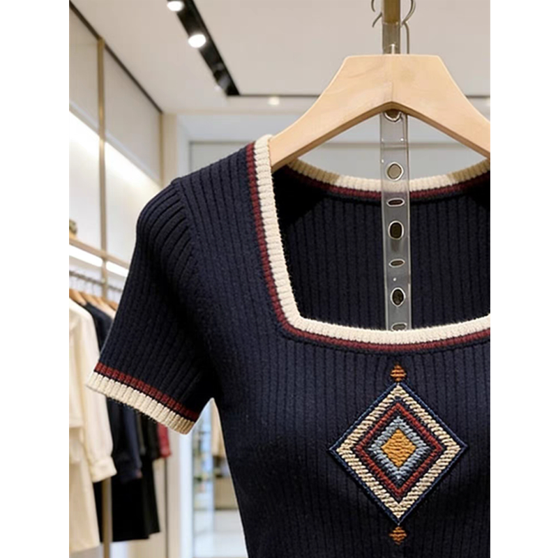 Unique square collar tops slim knitted T-shirt for women