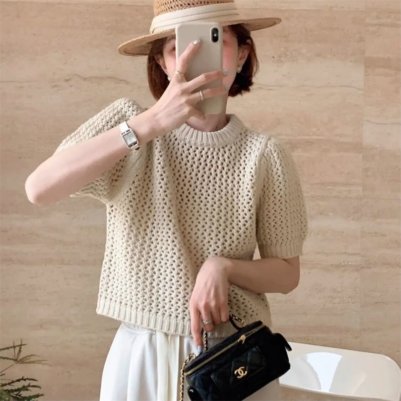 Pullover round neck sweater hollow short tops for women