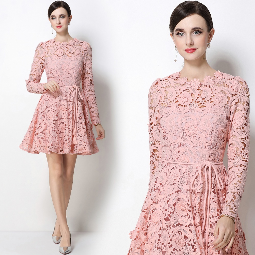 Lace pinched waist round neck lady tender dress