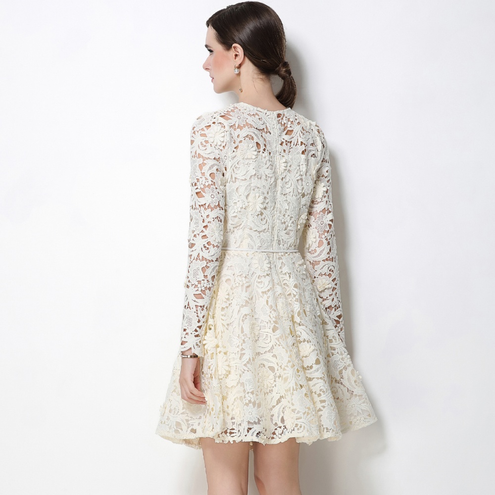 Flowers lace round neck pinched waist hollow lady dress