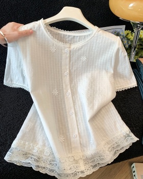 Commuting lace splice Korean style shirt for women