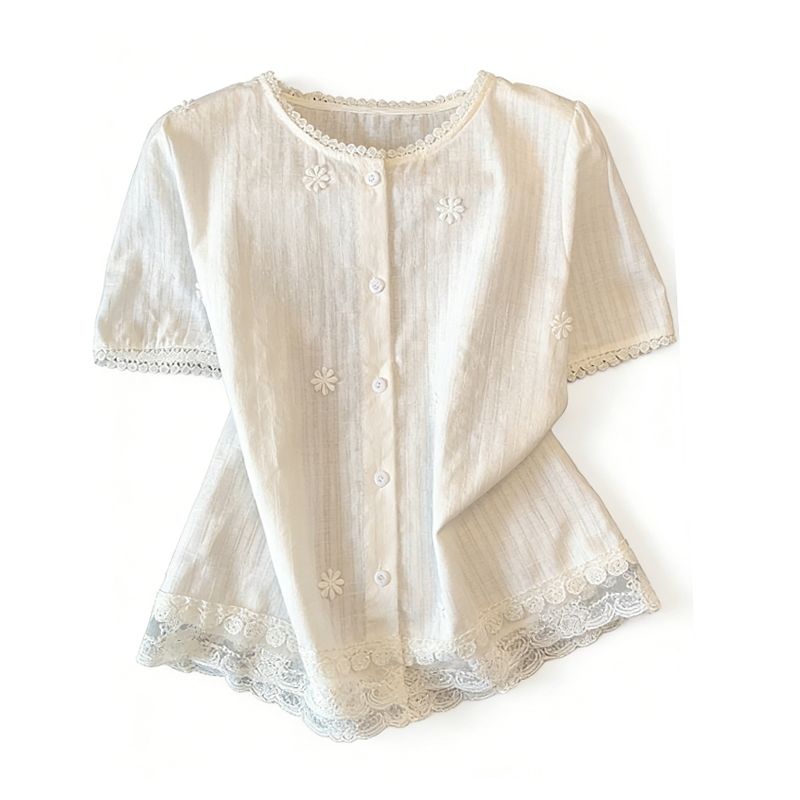 Commuting lace splice Korean style shirt for women