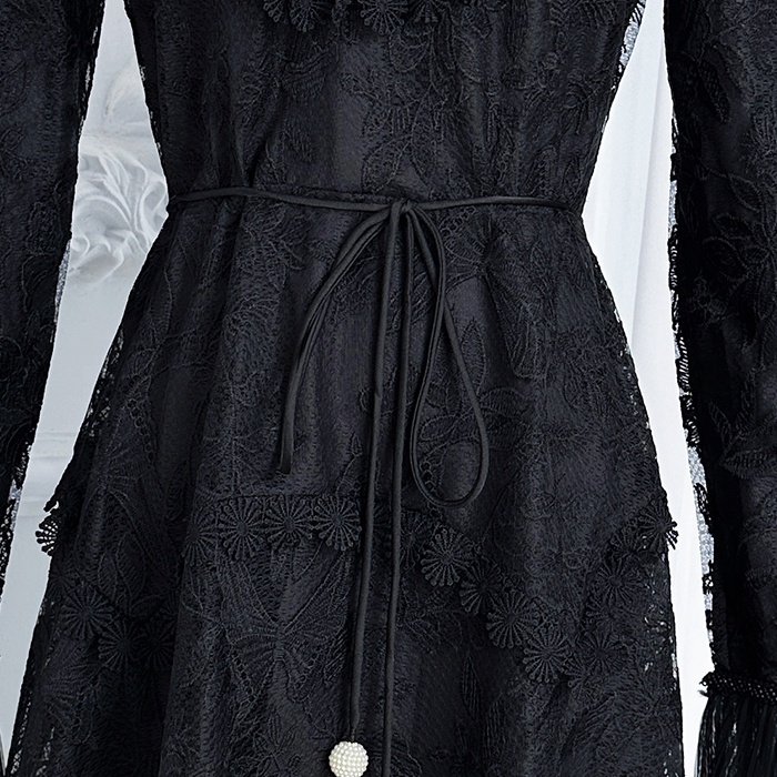 Embroidered court style temperament beading splice fold dress