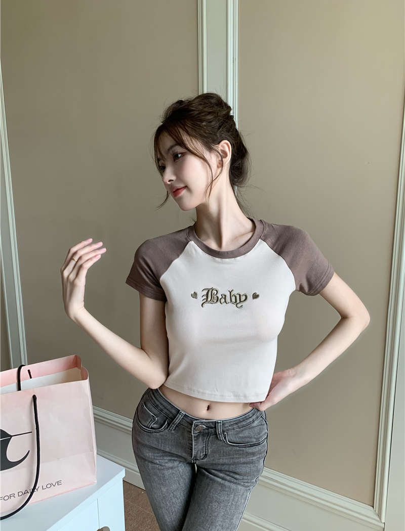 Technology round neck letters T-shirt for women