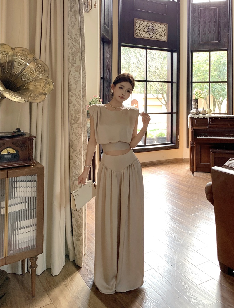 Sleeveless temperament pants niche light luxury vest a set