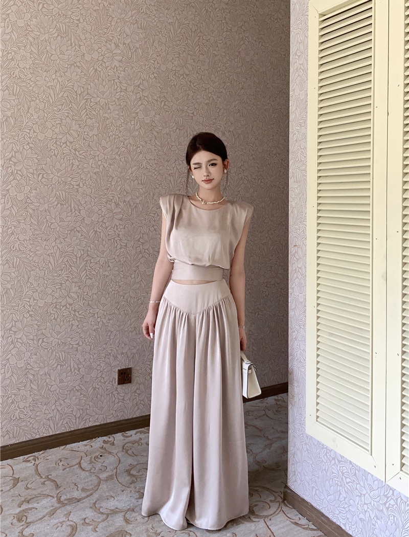 Sleeveless temperament pants niche light luxury vest a set