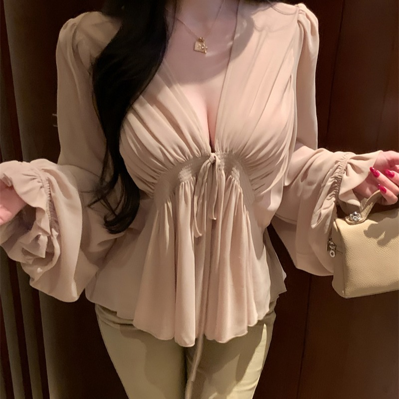 Tender enticement chiffon shirt fold V-neck tops