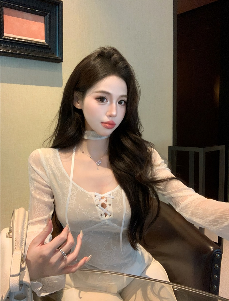 Temperament V-neck inside the ride tops for women