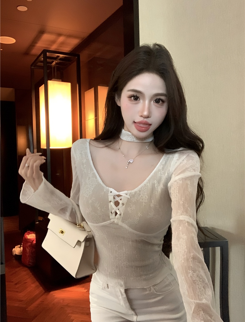 Temperament V-neck inside the ride tops for women