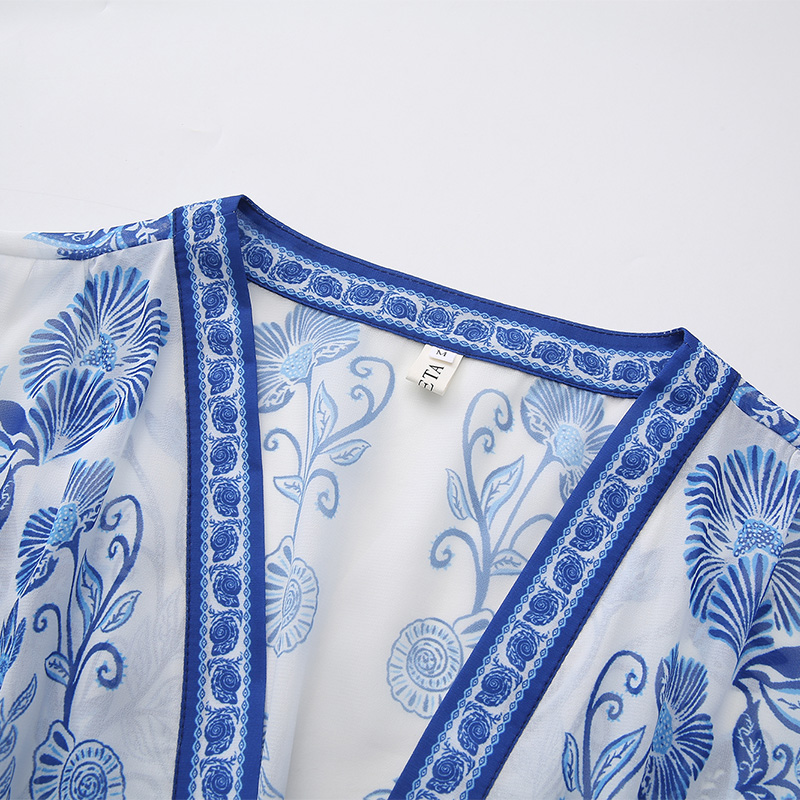 Vacation spring and summer pinched waist V-neck dress