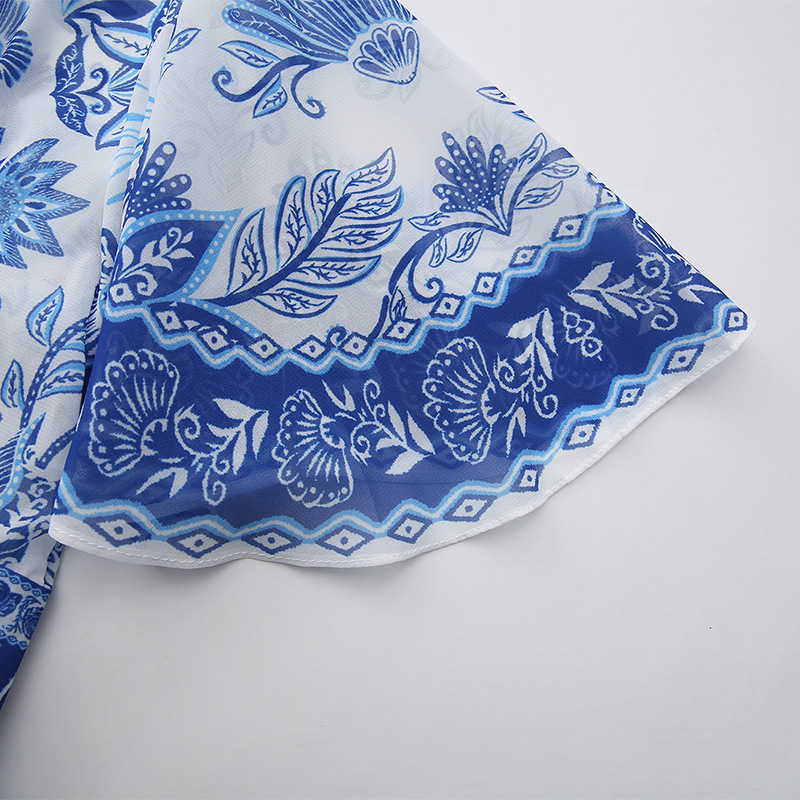 Vacation spring and summer pinched waist V-neck dress