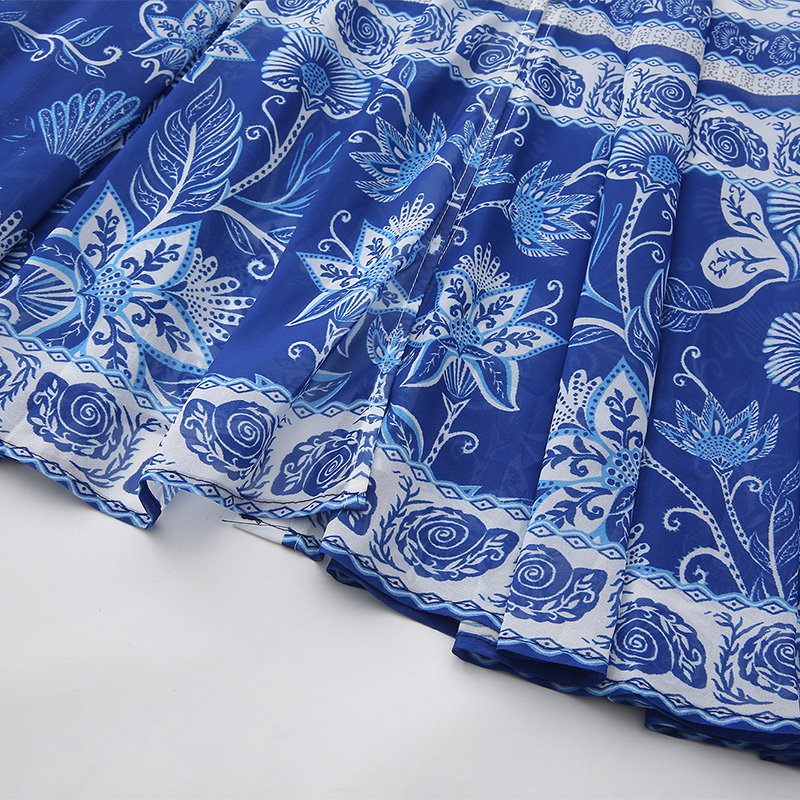 Vacation spring and summer pinched waist V-neck dress