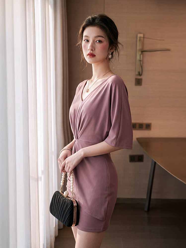 Temperament slim sexy low-cut package hip V-neck dress