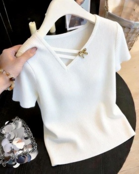 Simple short sleeve tops niche slim T-shirt for women