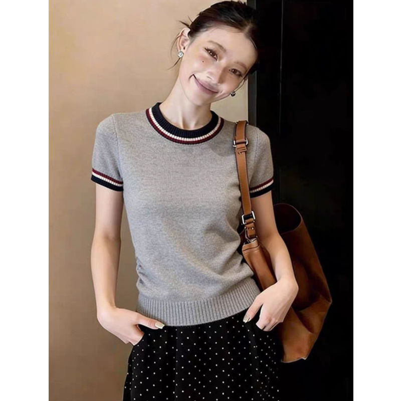 Short sleeve knitted gray T-shirt slim round neck summer tops