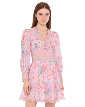 Painting spring and summer printing splice dress