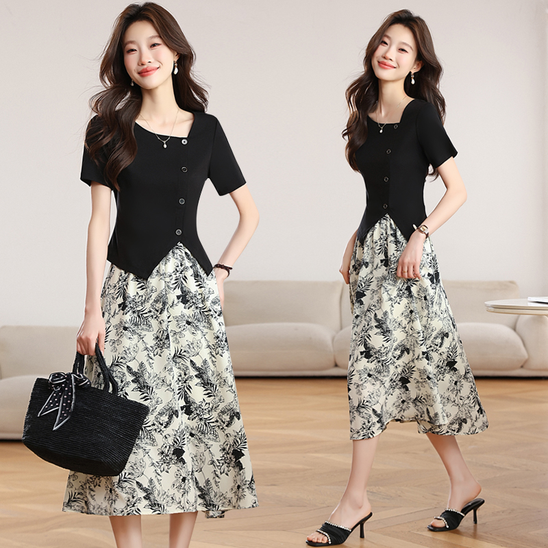 Square collar T-shirt ink skirt 2pcs set for women