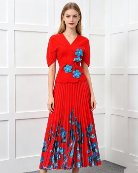 Colors decoration pleated skirt slim tops a set