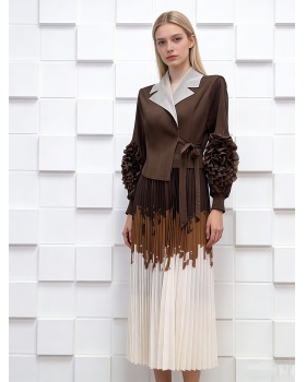 Large yard fold dress pleated business suit for women