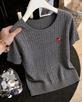 Short sleeve pony tops spring and summer slim T-shirt