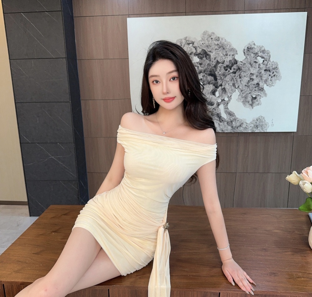 Champagne package hip fold flat shoulder streamer dress