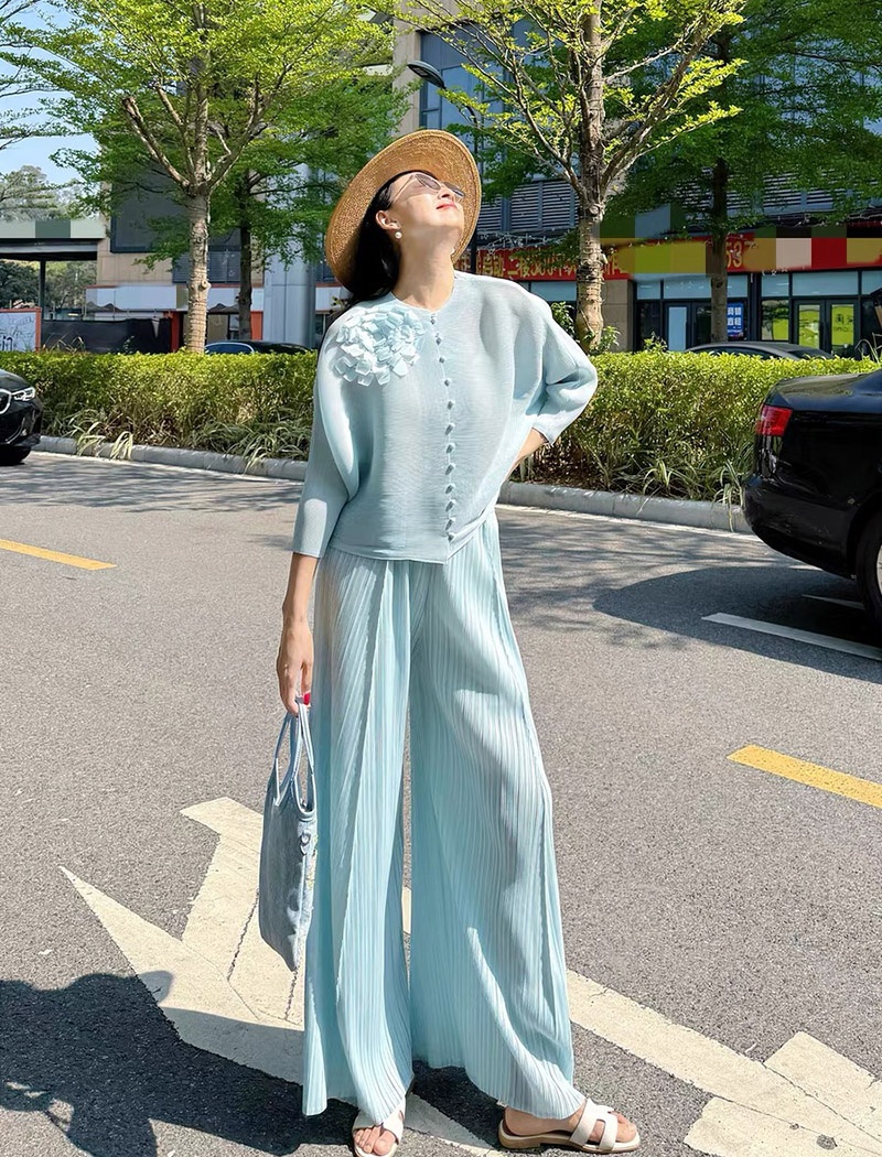 Fold wide leg pants cardigan a set for women