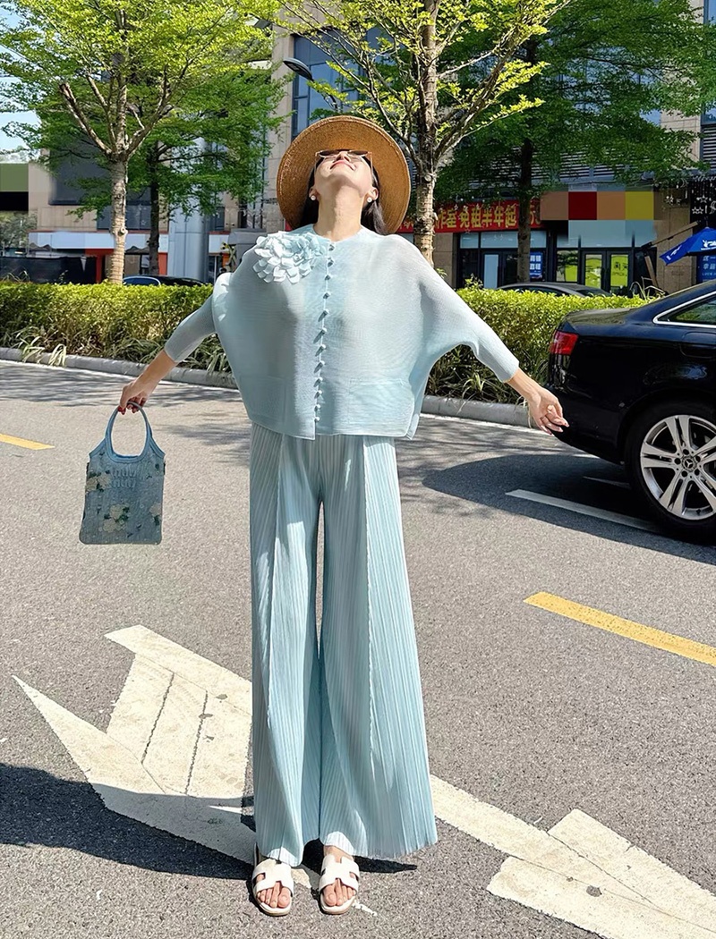 Fold wide leg pants cardigan a set for women