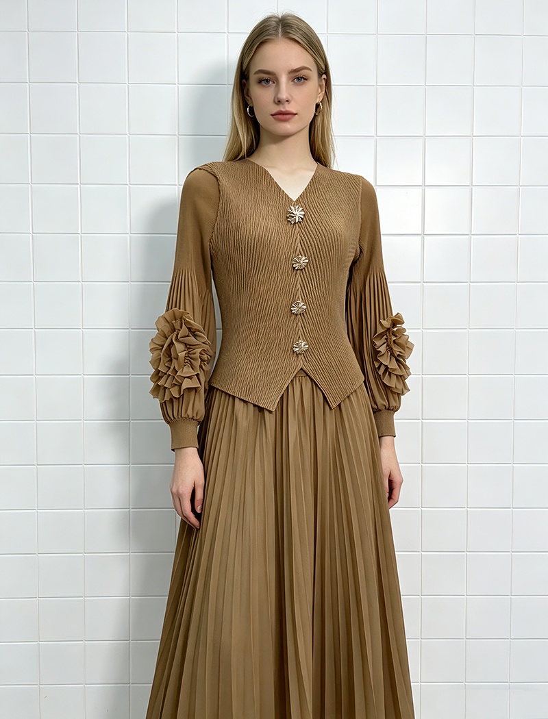 Pleated elegant tops disk flowers fold skirt a set