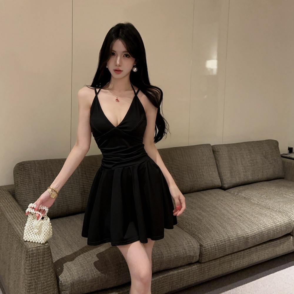 Summer sexy sleeveless A-line pinched waist V-neck dress for women