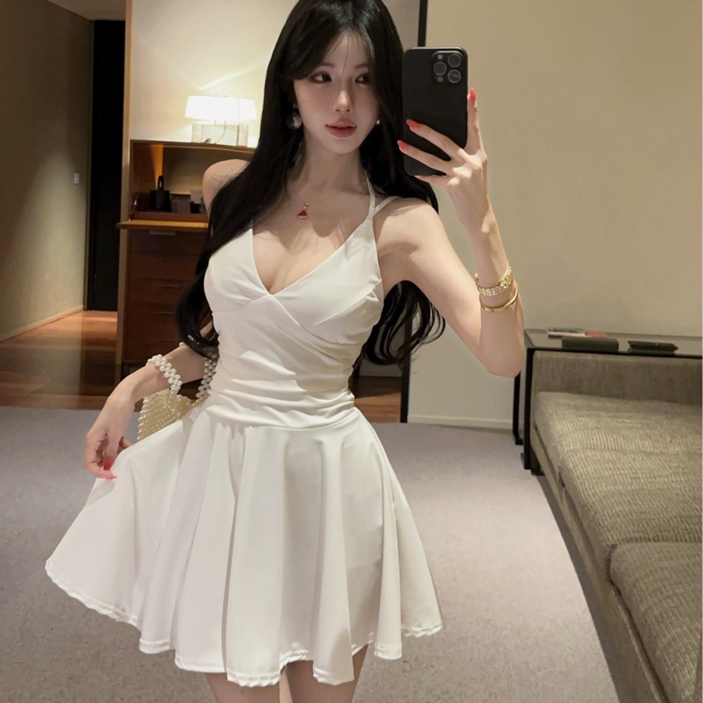Summer sexy sleeveless A-line pinched waist V-neck dress for women