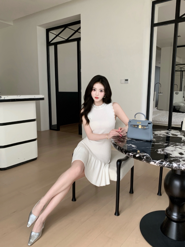 Chanelstyle knitted temperament dress for women