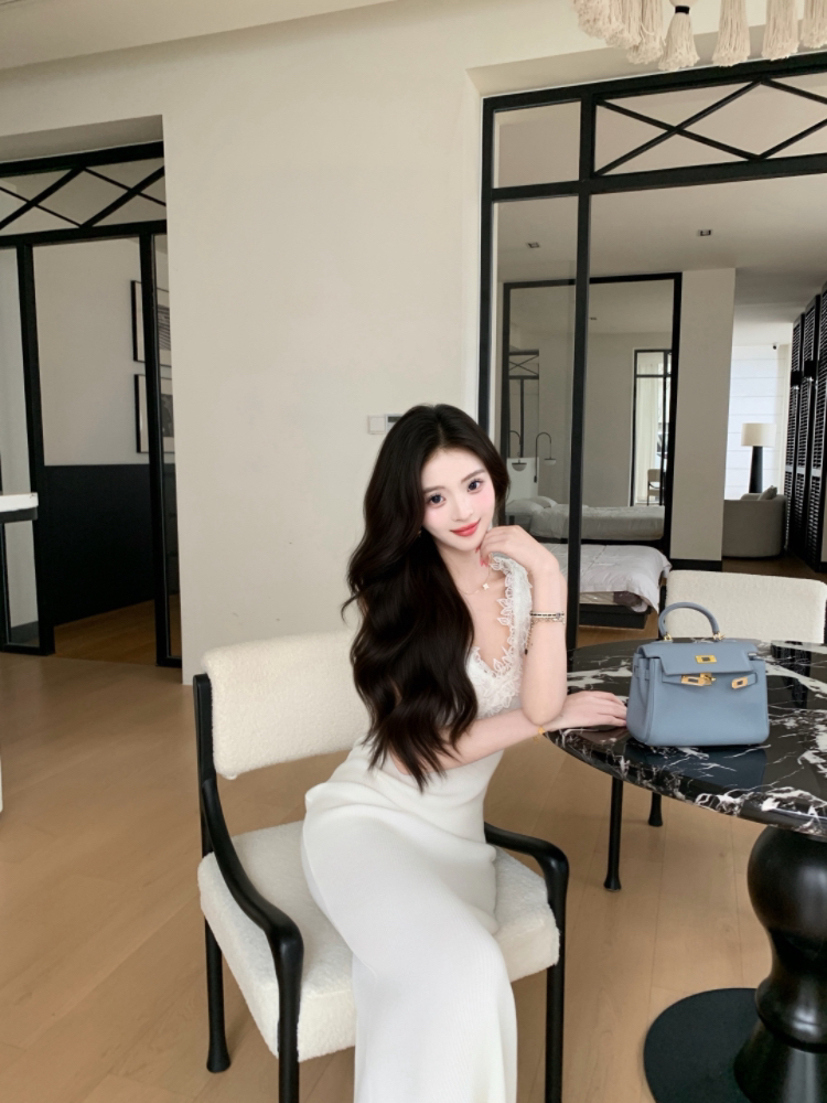 Elegant tender package hip lace long France style dress