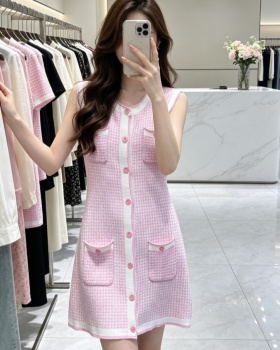 Enticement A-line T-back slim temperament dress