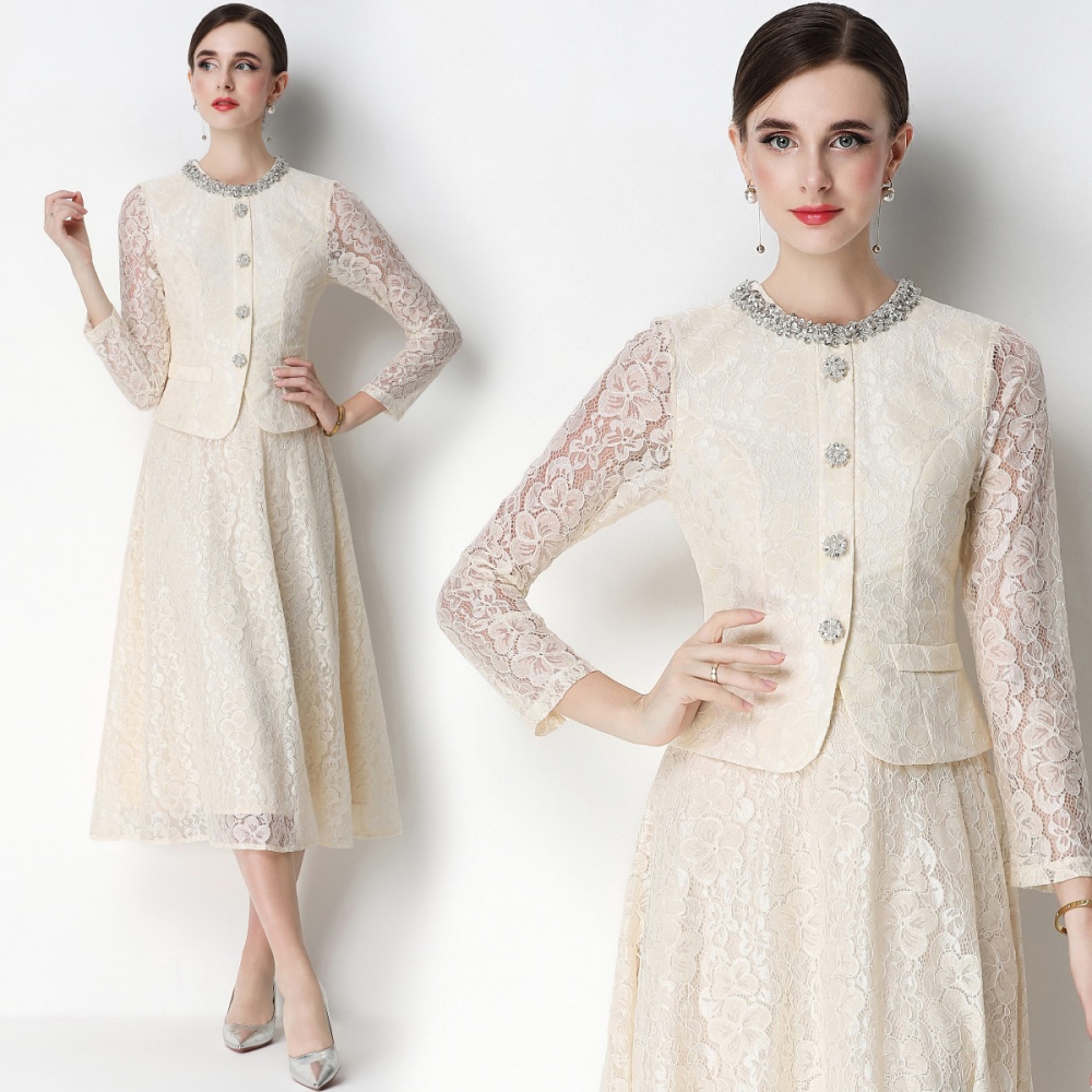 Slim Pseudo-two rhinestone round neck lace dress