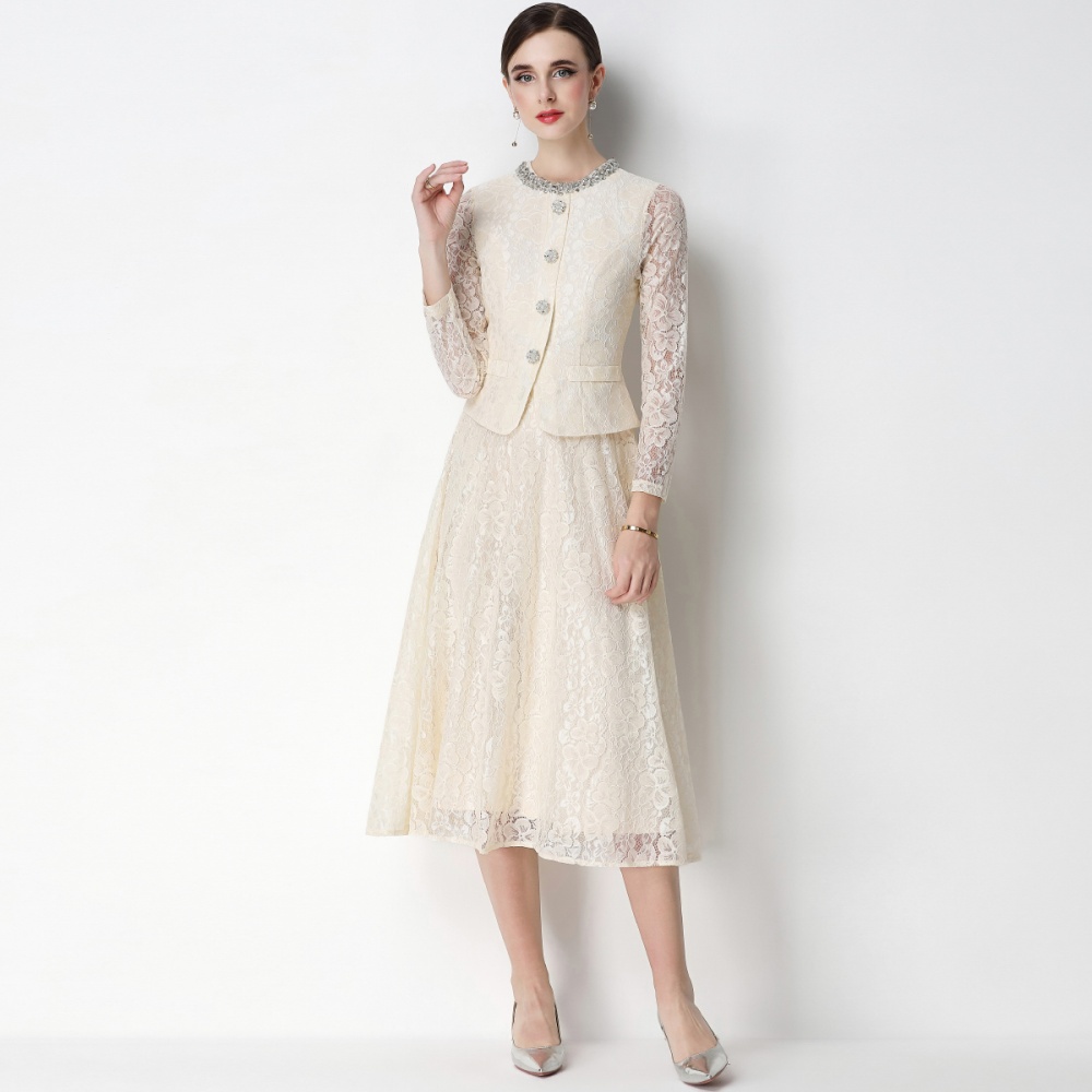 Slim Pseudo-two rhinestone round neck lace dress