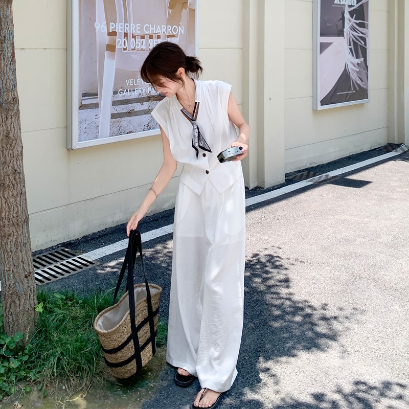 Korean style wide leg pants commuting scarves a set
