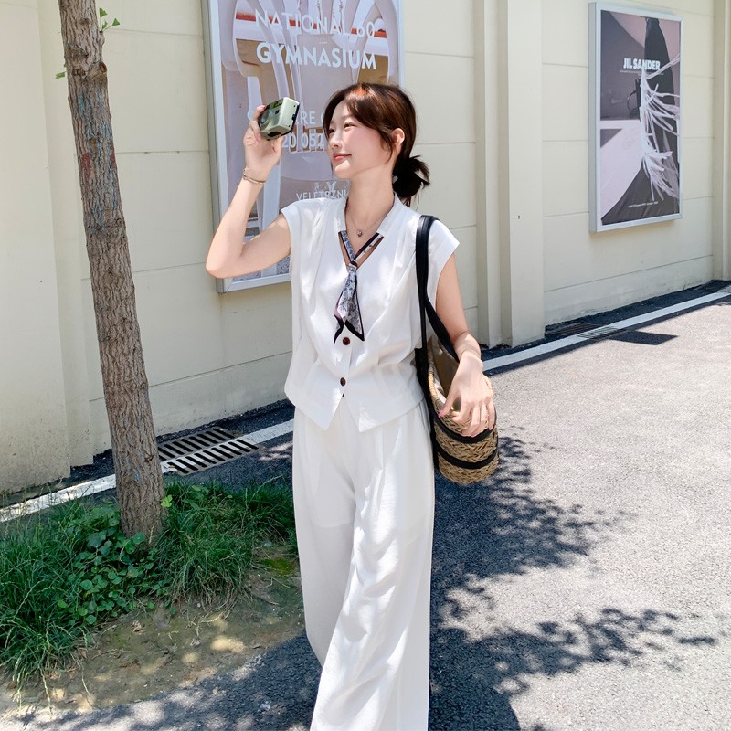 Korean style wide leg pants commuting scarves a set