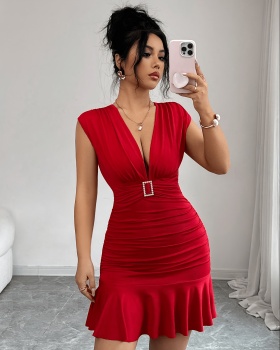 Summer V-neck pinched waist short fold dress