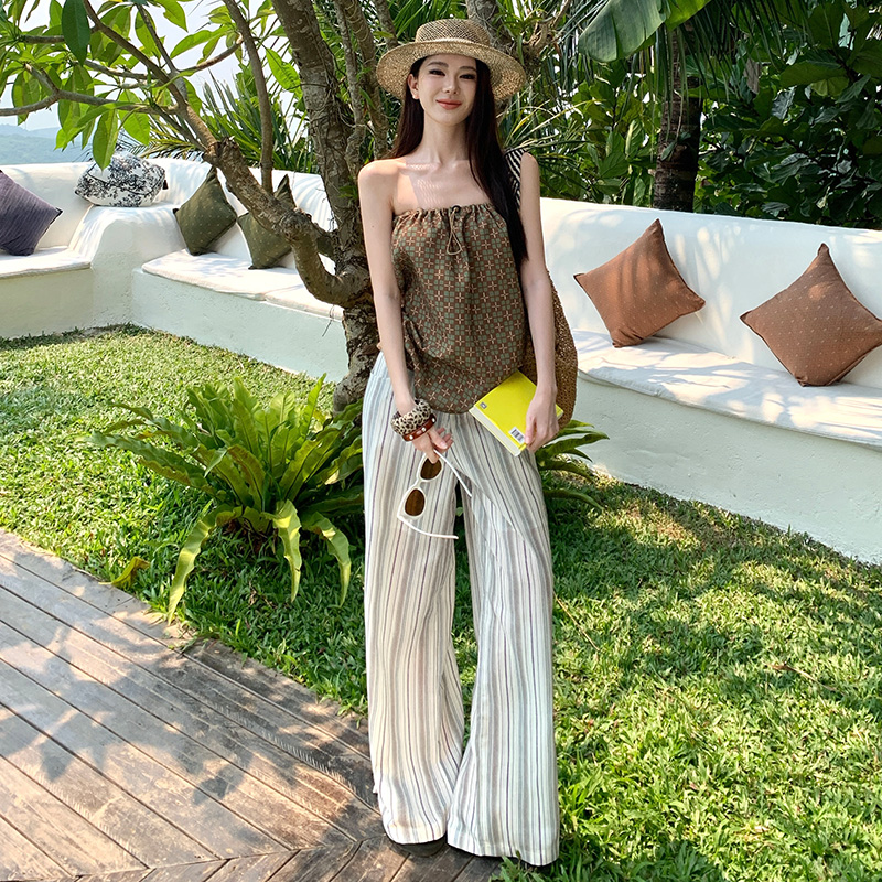 Stripe vacation wide leg pants wrapped chest tops a set