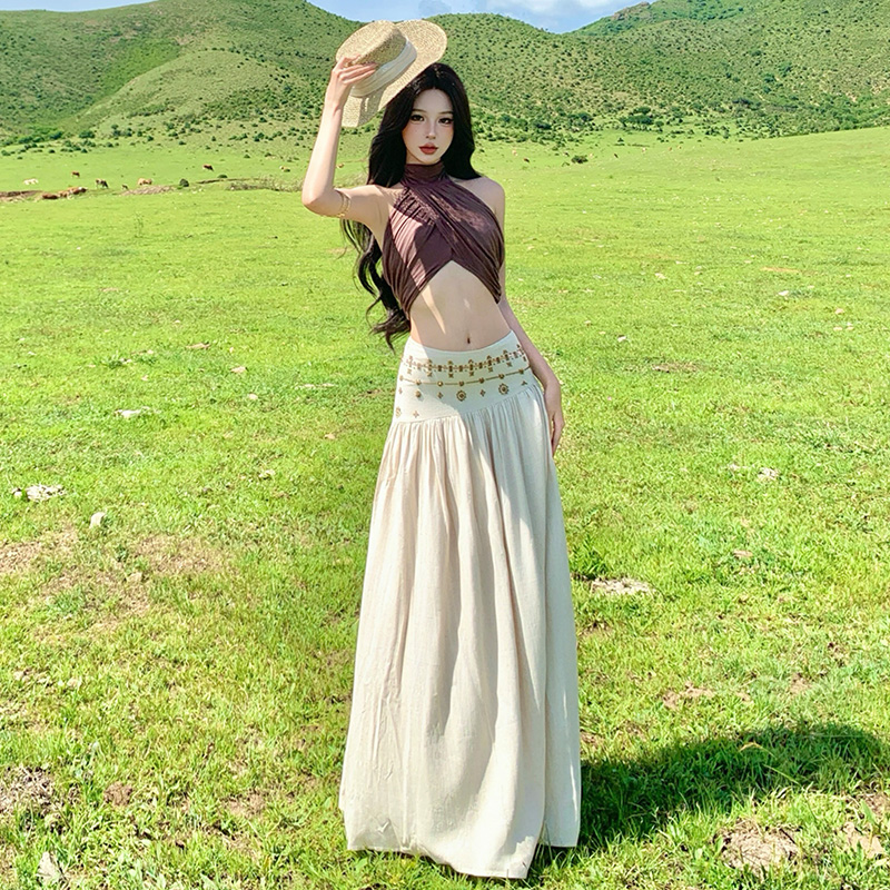 Halter low-waist seaside skirt sexy beige vest 2pcs set
