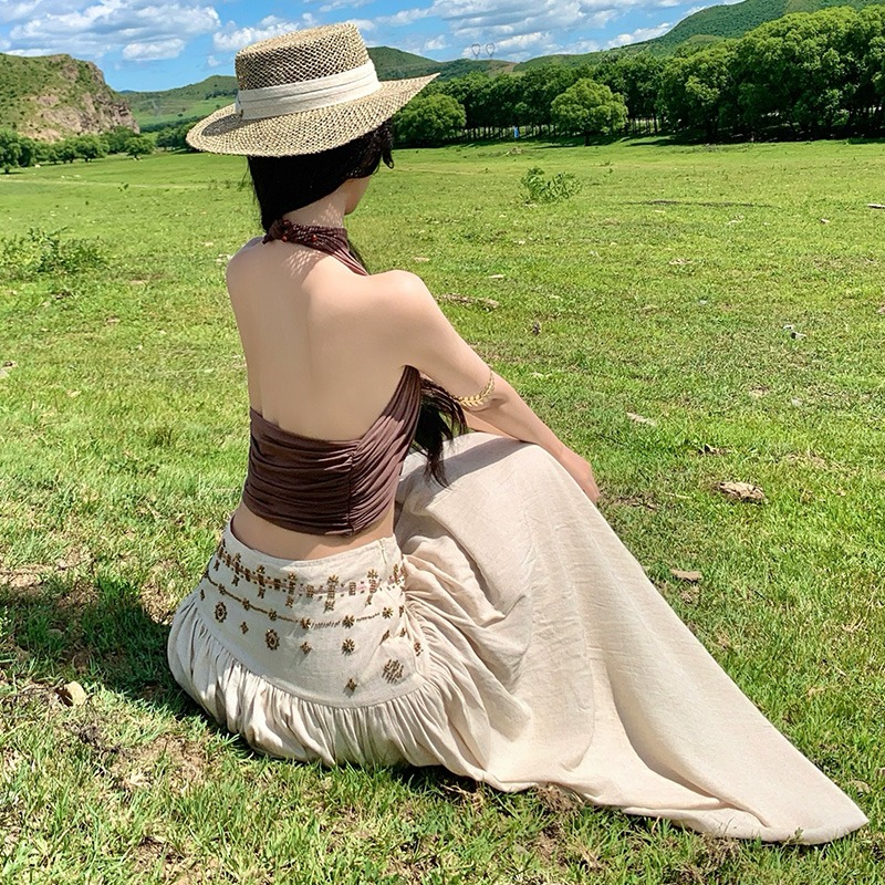 Halter low-waist seaside skirt sexy beige vest 2pcs set