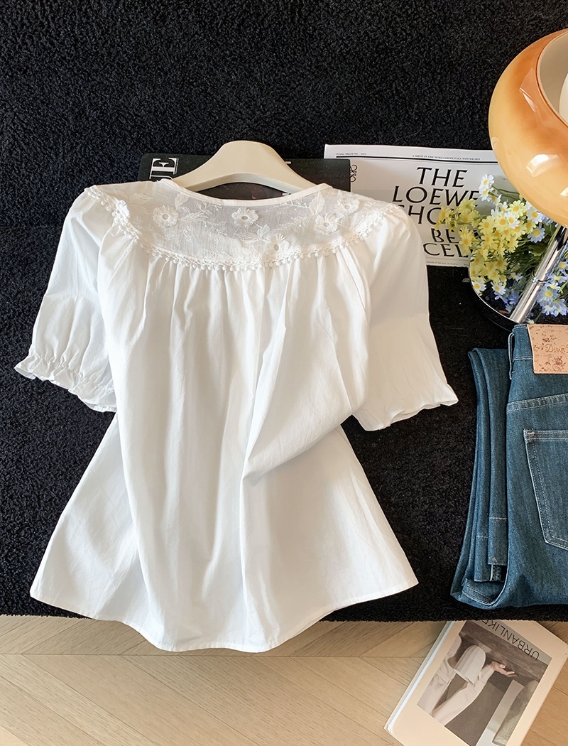 Sweet white tops show young summer shirt for women