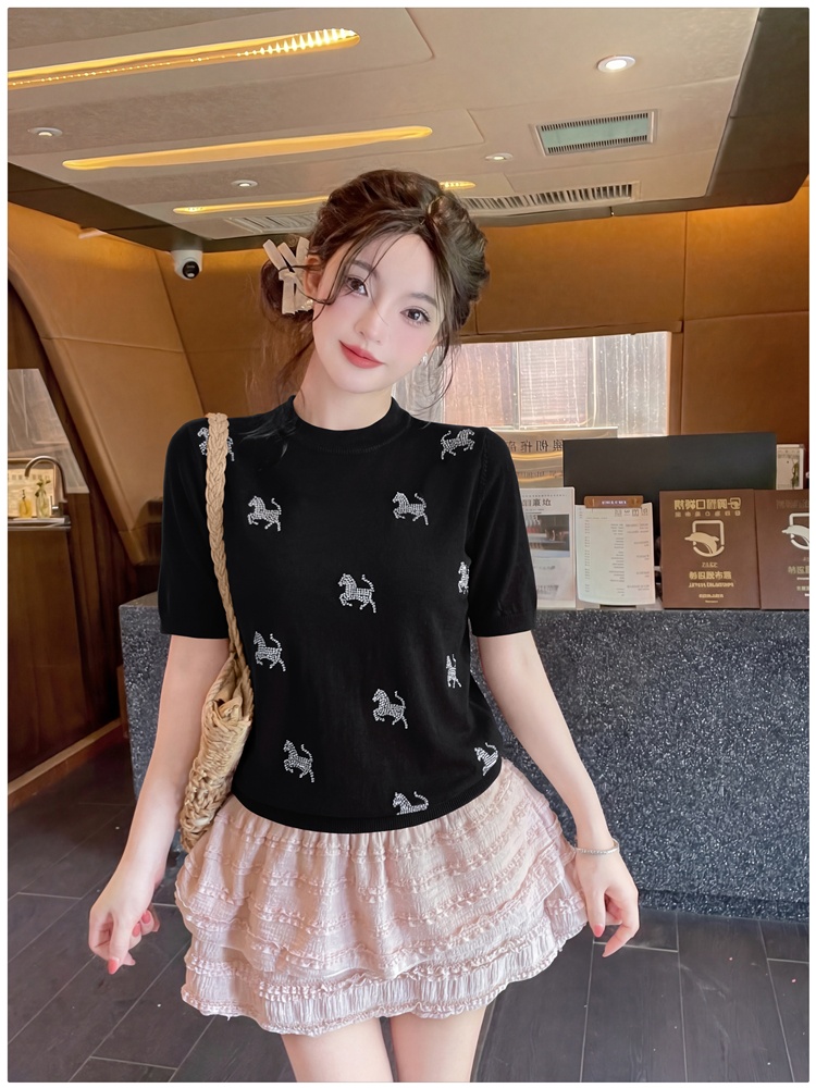 Fashion round neck pony tops simple all-match sweater