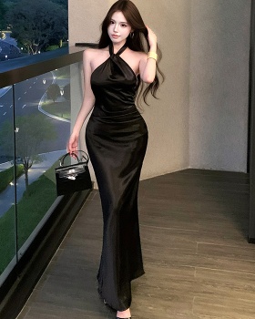 Niche black dress light luxury halter evening dress